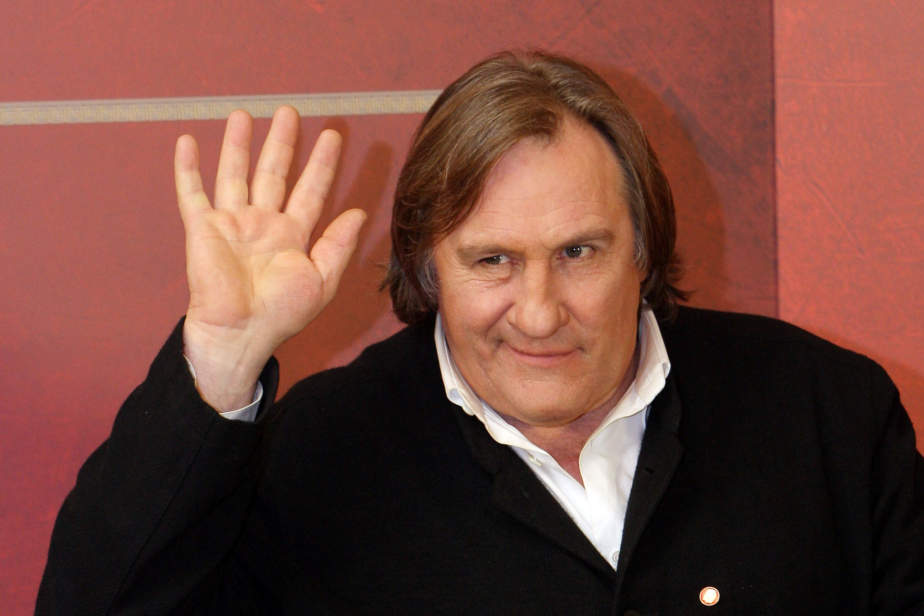 Miserabile sarà lei!, disse Depardieu allo Stato