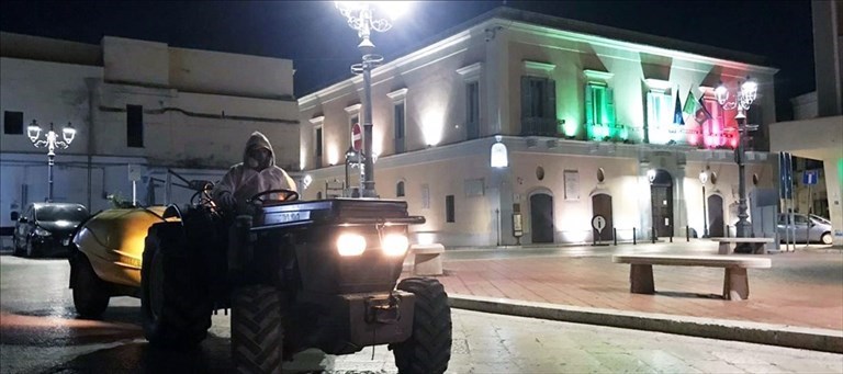 MASSAFRA(TA). GLI AGRICOLTORI DI COLDIRETTI SCENDONO PER LE STRADE CON I PROPRI MEZZI PER INTERVENTI DI SANIFICAZIONE E DISINFEZIONE