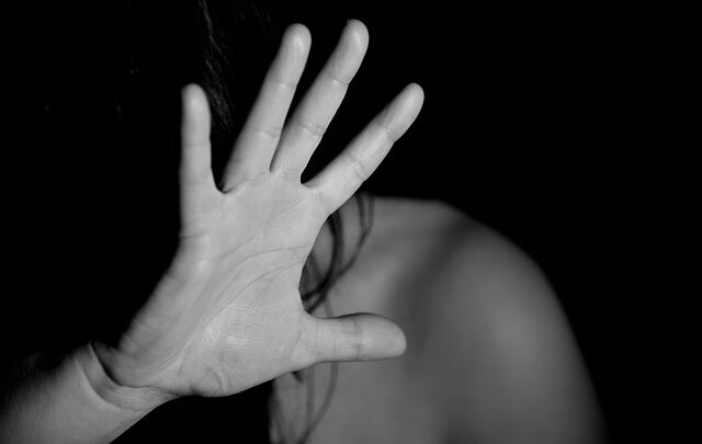 NOI CI SIAMO, NON SEI SOLA: L’APPELLO DEL CENTRO ANTIVIOLENZA ROMPIAMO IL SILENZIO